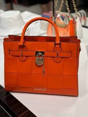 -244 Michael Kors